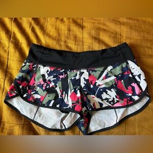 Lulu lemon shorts / size 6